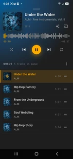 mStream Music on Android: now playing with queue